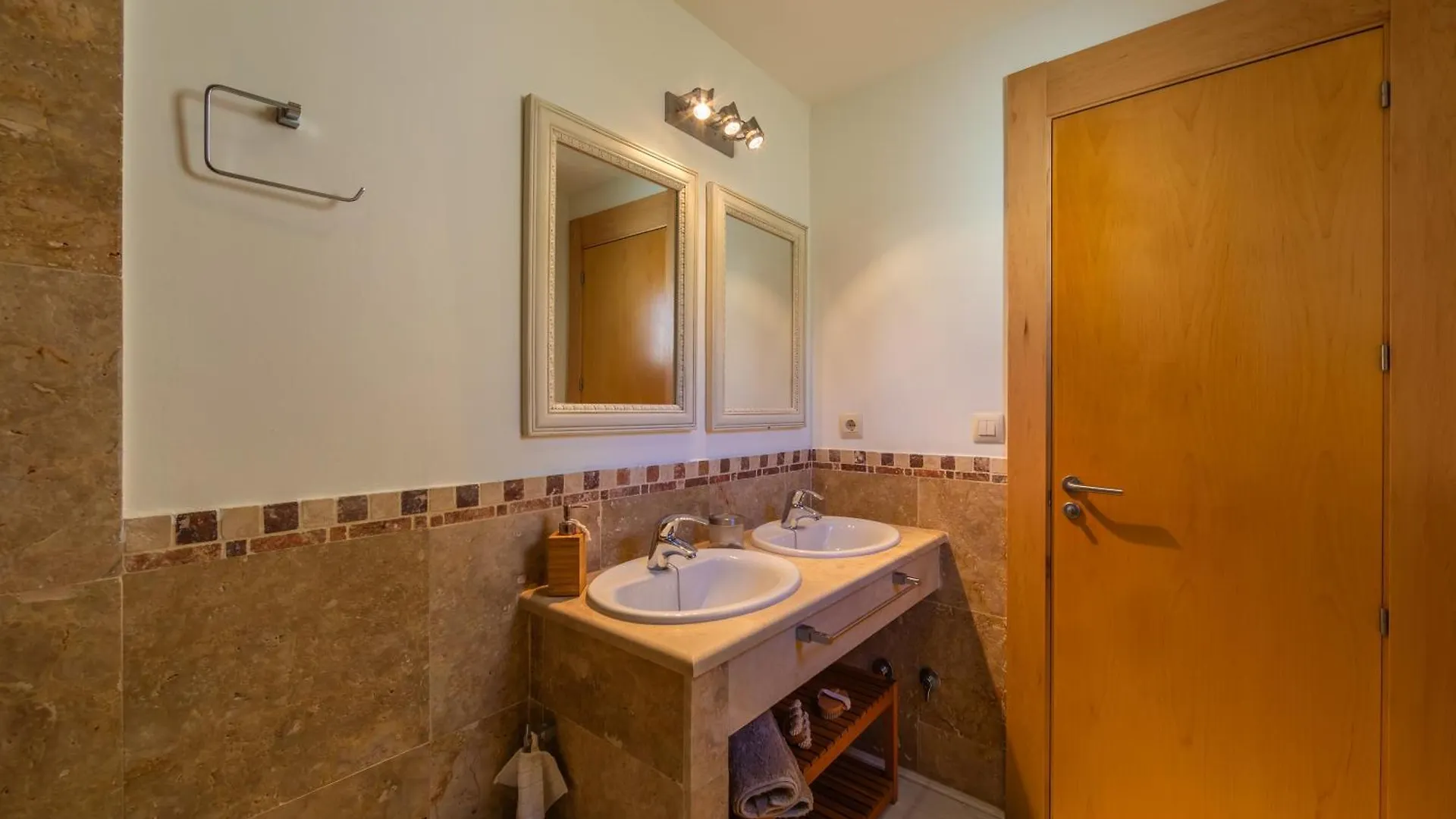 דירות טריפה Atico Pajaro Vistas Mar Y Piscina 0*,